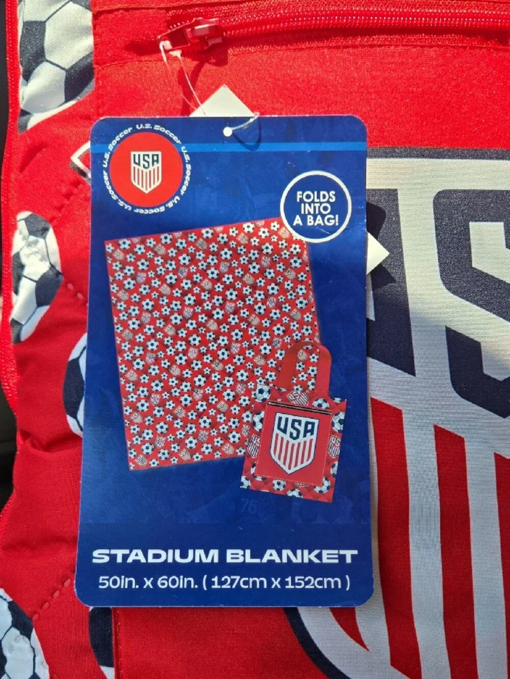 Team USA 🇺🇲 Red Soccer Stadium Blanket Tote - Men's Bag